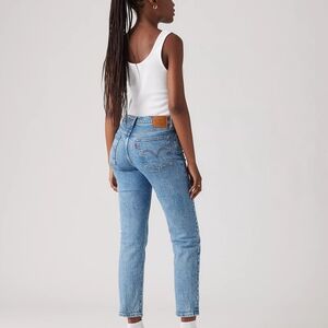 Levi's Women's Light Blue Straight Leg Jeans